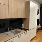 Mere Puiestee Apartmán *