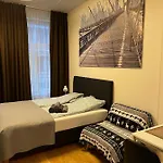 Apartment Mere Puiestee *